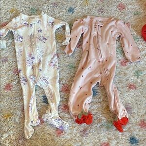 Carter’s Fruit Footed Sleeper & Disney Baby Minnie & Daisy Footed Sleeper - 9 M